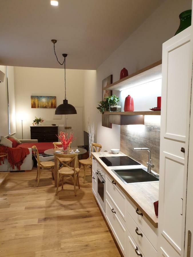 Four Elements Apartments Катания Экстерьер фото